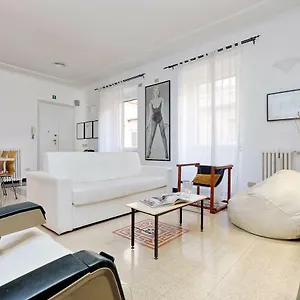 Clementina , Rome Italy